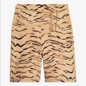 WEWOREWHAT CHAIN BIKE SHORT TAN TIGER SIZE MEDIUM